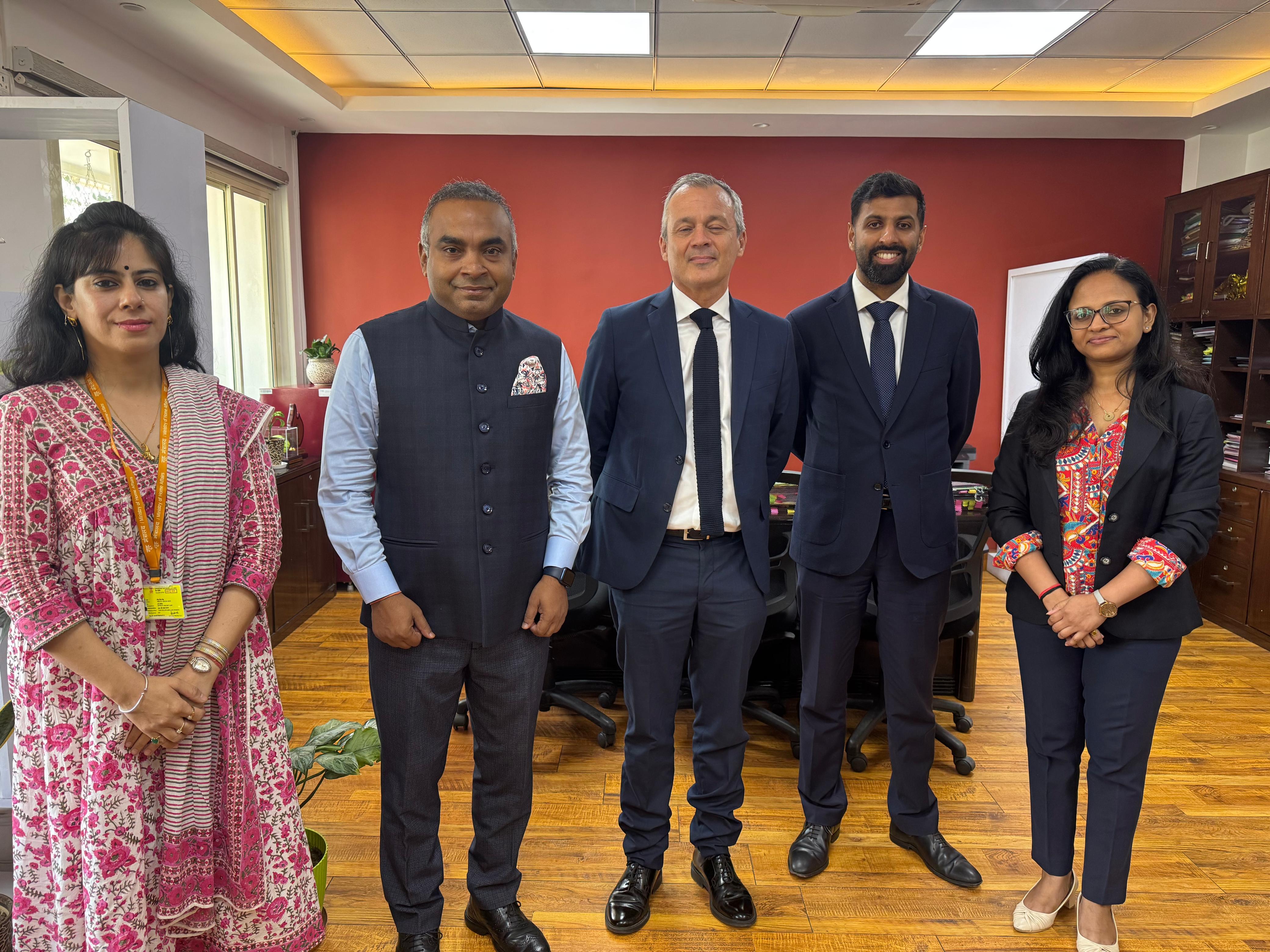 Meeting with the delegation of the British High Commission.